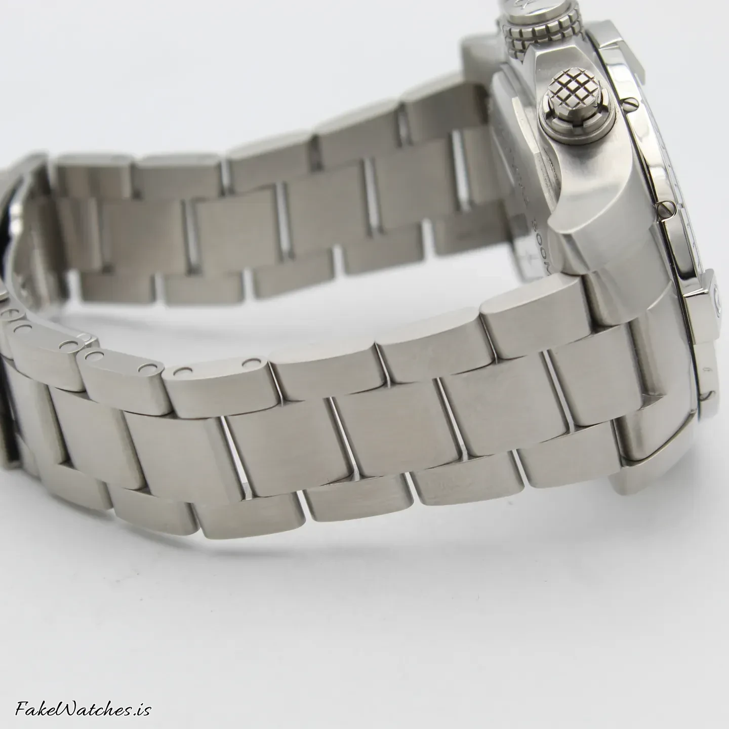 breitling-avenger-a13375101b1a1-5088