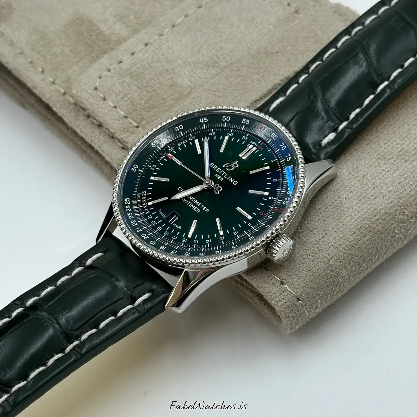 breitling-navitimer-a17326361l1p1-3535