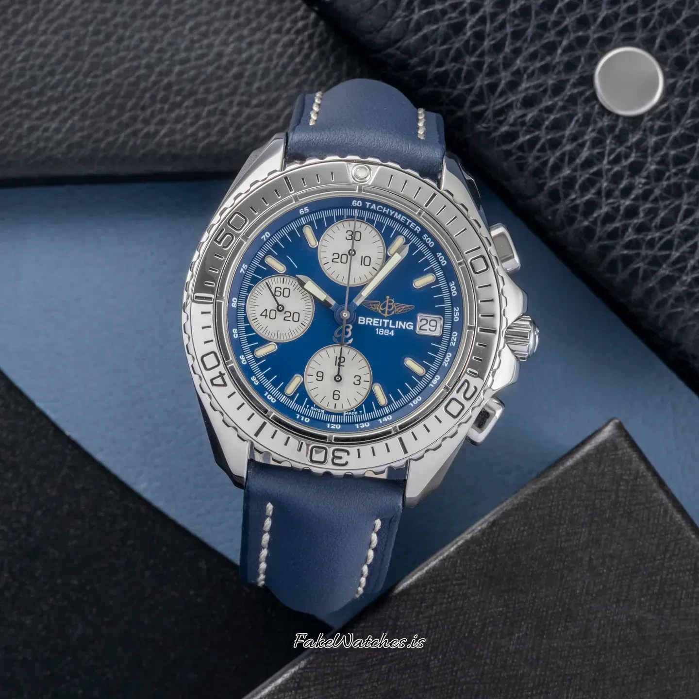 breitling-shark-a13051-028-3017