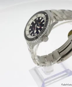 Alternative view of Breitling Superocean 42 A17375211B1A1 Automatic 42mm Unisex Replica Watch - Black Dial, Steel Case