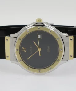 Alternative view of Hublot Classic 1390.100.2 Quartz 28mm Female Replica Watch - Black Dial, Gold/Steel Case