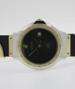 Alternative view of Hublot Classic 1390.100.2 Quartz 28mm Female Replica Watch - Black Dial, Gold/Steel Case