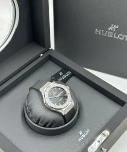 Alternative view of Hublot Classic Fusion 565.NX.1470.RX.1204 Automatic 38mm Unisex Replica Watch - Black Dial, Titanium Case