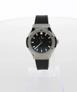 Hublot Classic Fusion Quartz 581.NX.1470.RX Quartz 33mm Female Replica Watch - Black Dial, Titanium Case