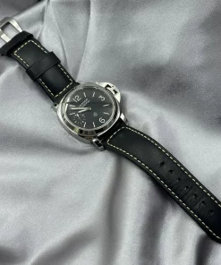 Alternative view of Panerai Luminor PAM01084 Manual winding 44mm Unisex Replica Watch - Black Dial, Steel Case