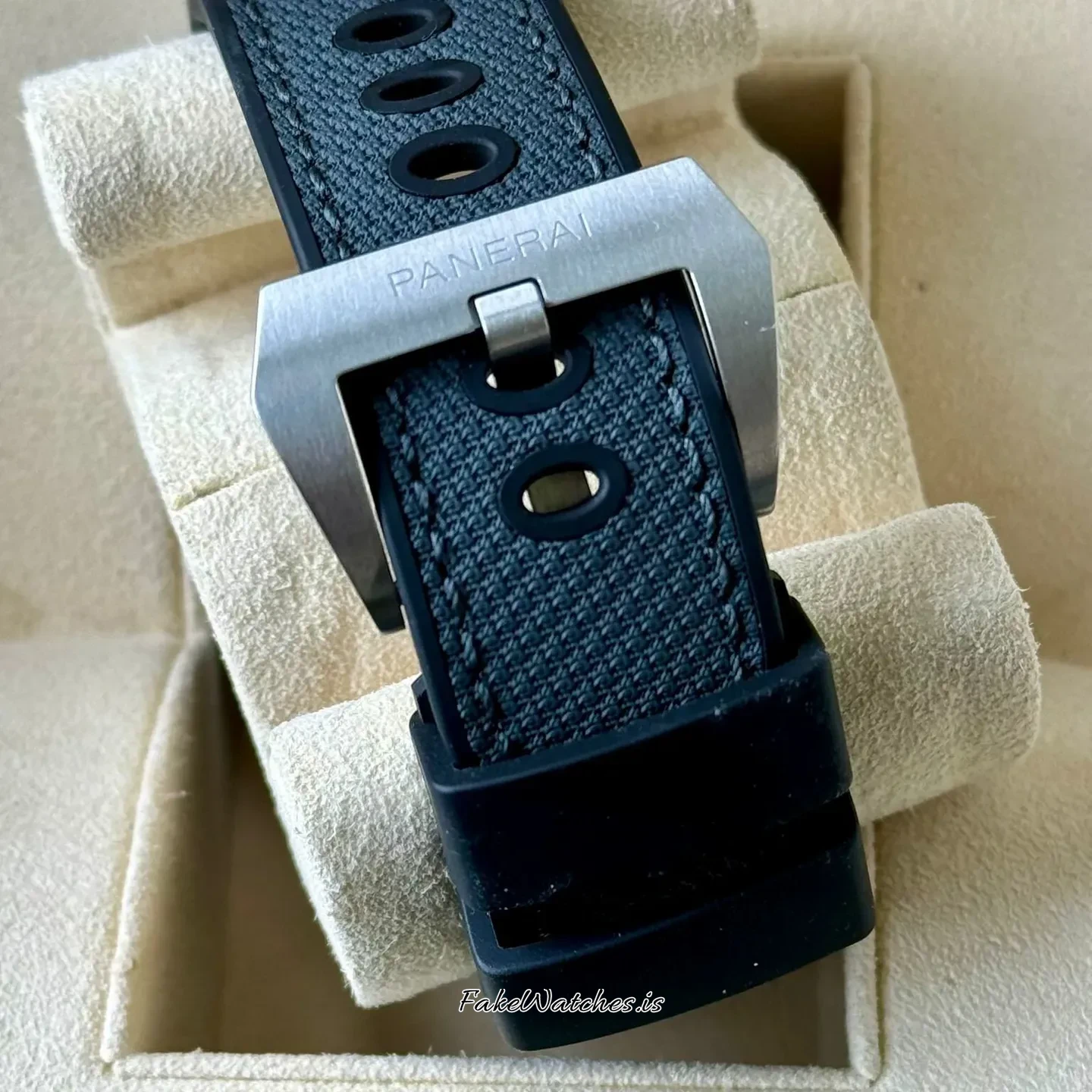 panerai-luminor-pam01342-10576