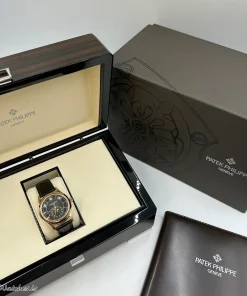 Alternative view of Patek Philippe Annual Calendar 5205R-011 Automatic 40mm Unisex Replica Watch - Green Dial, Rose Gold Case