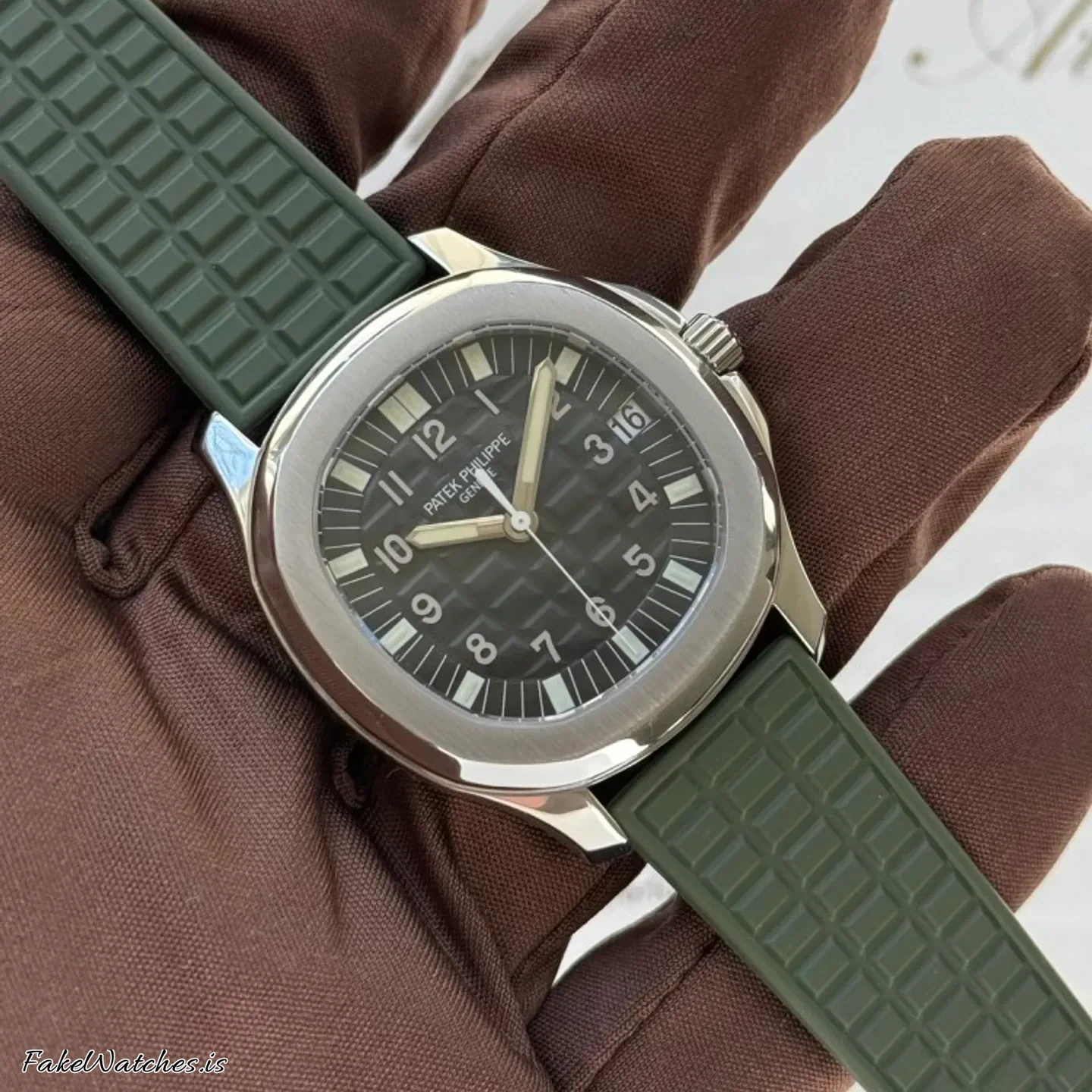 patek-philippe-aquanaut-5065-1722