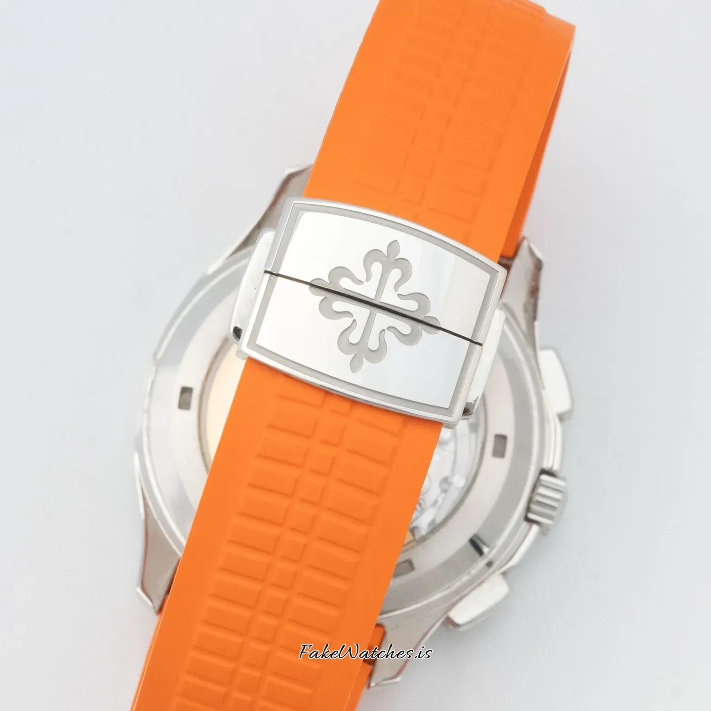 patek-philippe-aquanaut-5968a-001-1869