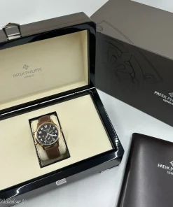Alternative view of Patek Philippe Calatrava 5524R-001 Automatic 42mm Unisex Replica Watch - Brown Dial, Rose Gold Case