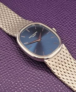 Alternative view of Patek Philippe Golden Ellipse 4226/002 Automatic 23mm Unisex Replica Watch - Blue Dial, White Gold Case