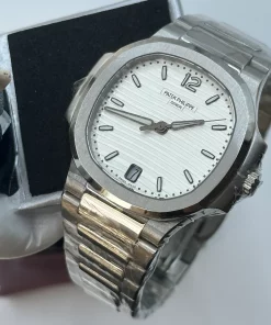 Patek Philippe Nautilus 7118/1200A-010 Automatic 35mm Female Replica Watch - Silver Dial, Steel Case
