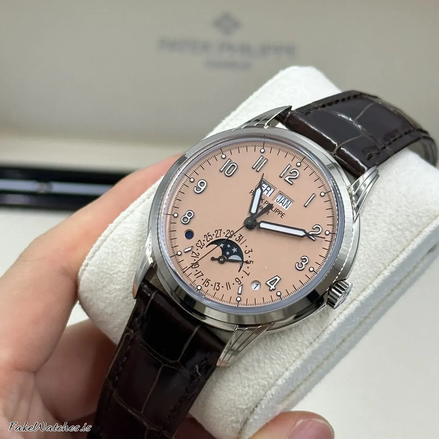 patek-philippe-perpetual-calendar-5320g-011-598