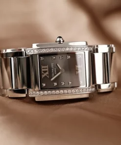 Patek Philippe Twenty~4 4910/10A-010 Quartz 25mm Female Replica Watch - Grey Dial, Steel Case