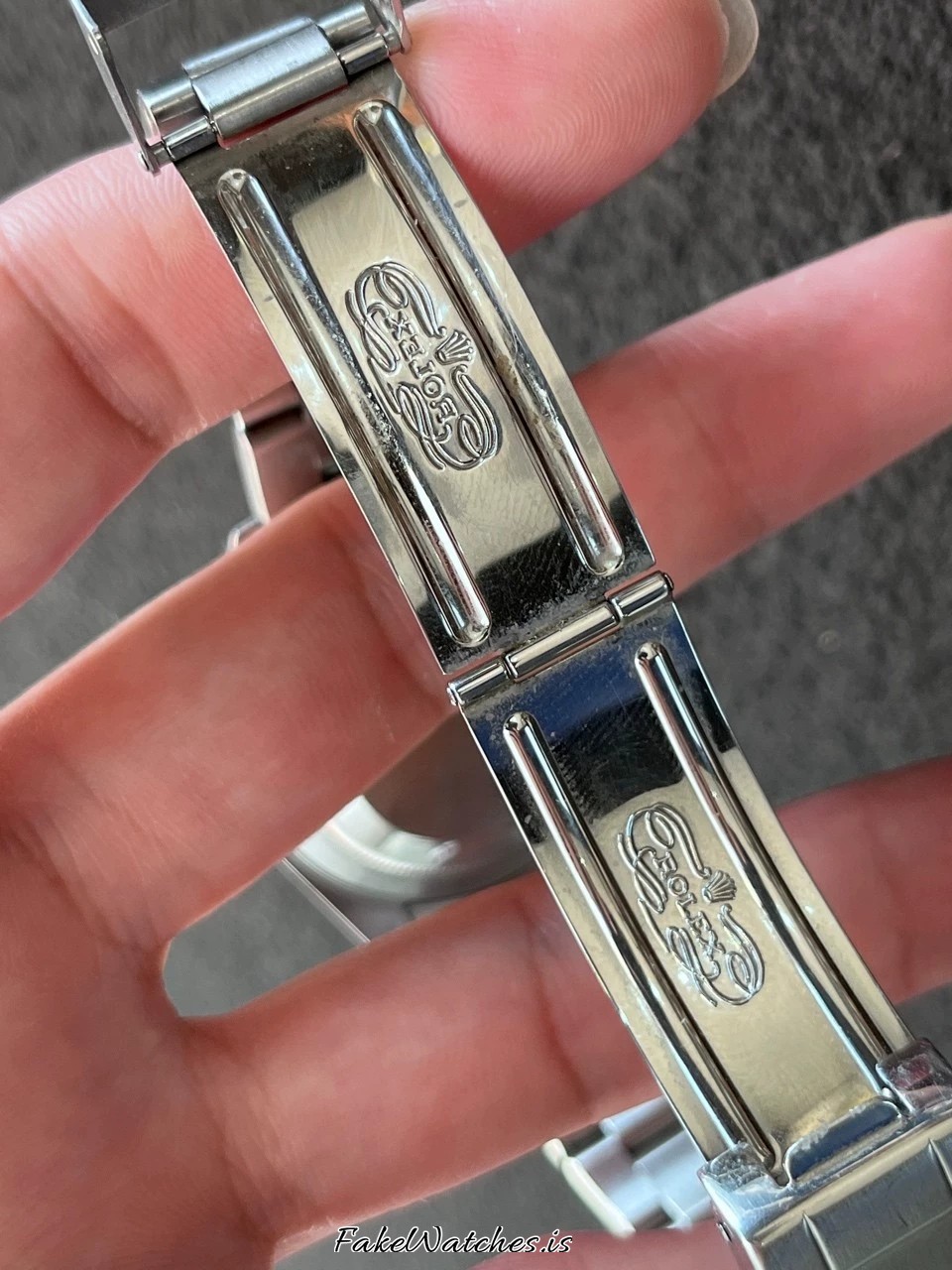 submariner-116610ln-40mm-black-dial-automatic_06