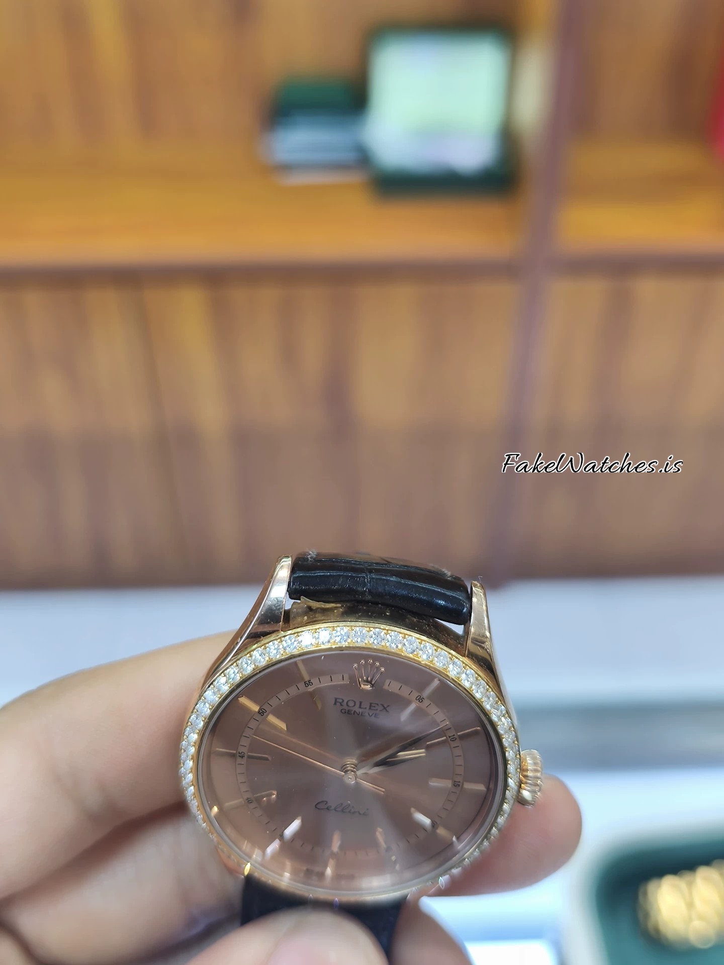 cellini-50705rbr-rose-gold-diamond-bezel_04