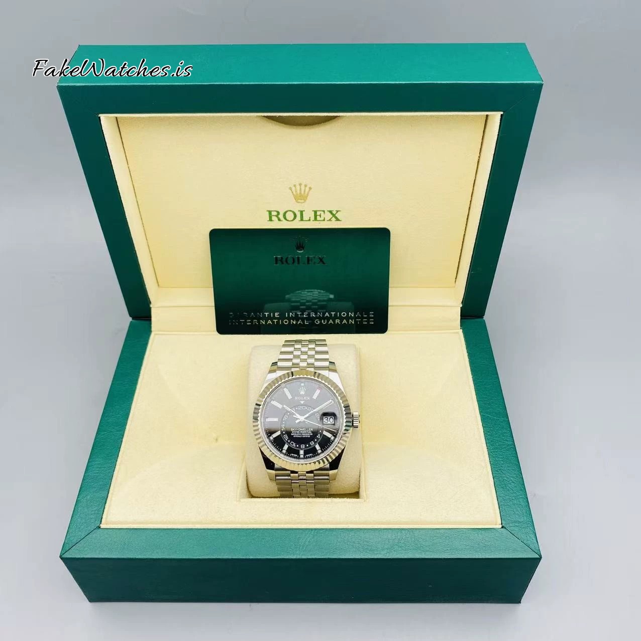 replica-rolex-sky-dweller-m326934-0006_06