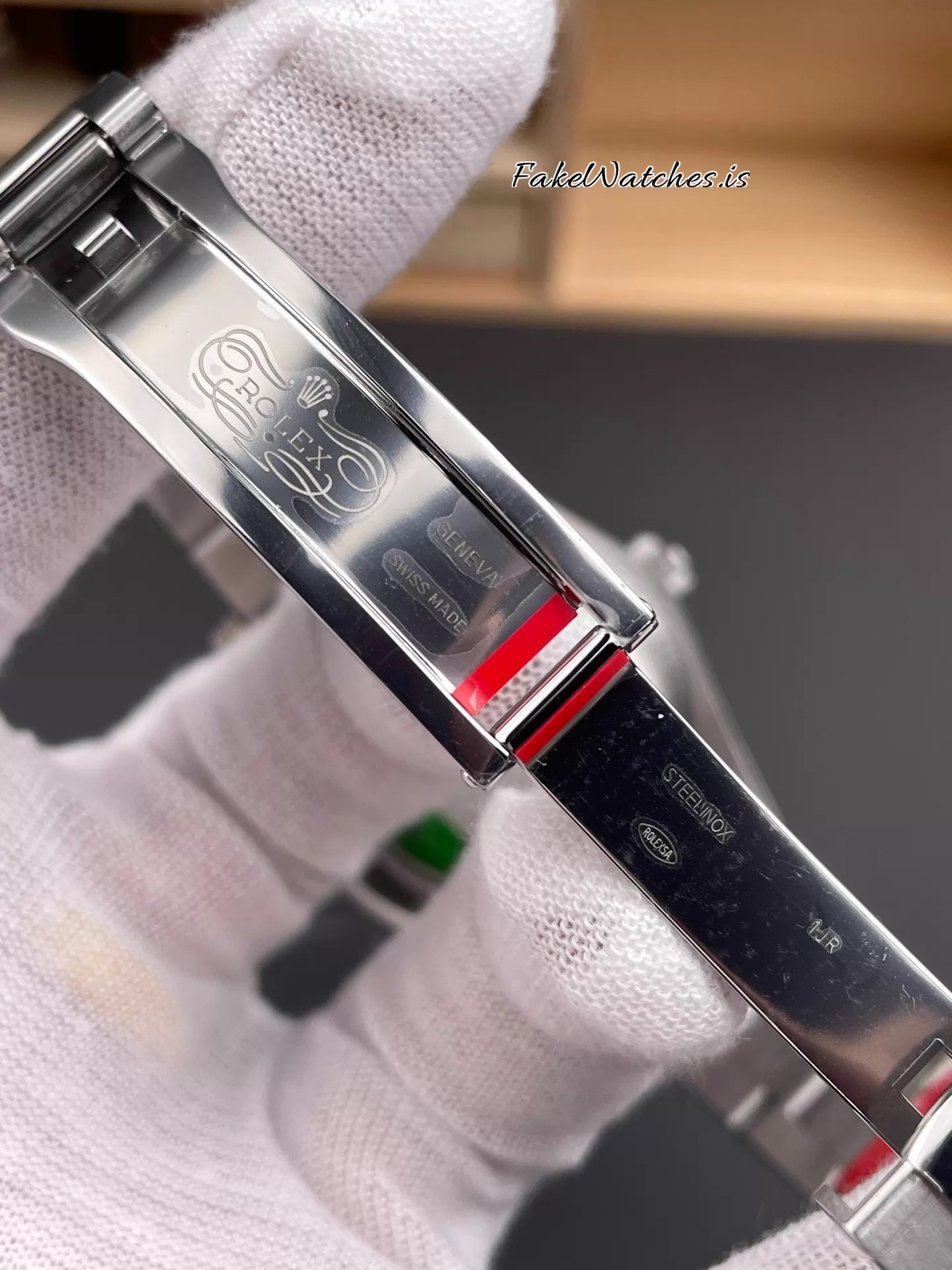 rolex-milgauss-116400gv-z-blue-green_07