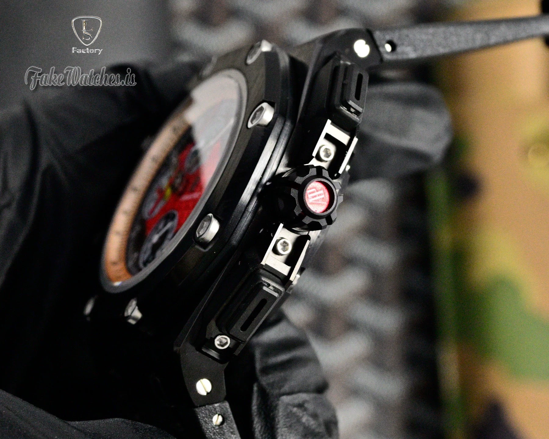 Audemars Piguet Royal Oak Offshore Grand Prix Chronograph 26290IO Black Ceramic Case Red Dial Automatic Mens Watch - Image 6